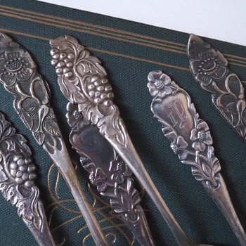 Set of six vintage teaspoons | Small silver plated teaspoons | Mismatched teaspoon set | Vintage alpacca teaspoons