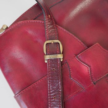 Vintage leather crossbody bag | Vintage leather bag | Burgundy leather bag | Vintage leather bag by Three Bags | Made in Finland
